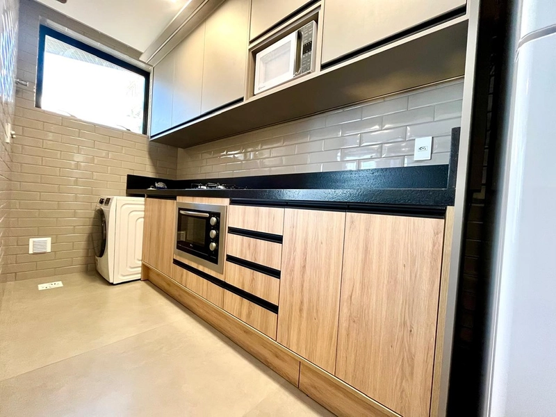 APARTAMENTO AO LADO DA PRAÇA FLAVIO BOIANOVSKI, DUAS QUADRAS DO MAR!: 25ª foto da galeria de imagens do imóvel