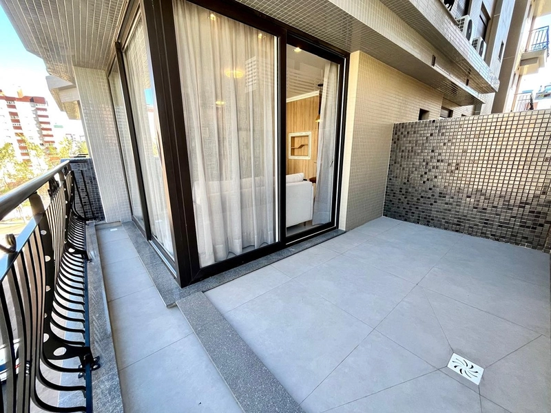 APARTAMENTO AO LADO DA PRAÇA FLAVIO BOIANOVSKI, DUAS QUADRAS DO MAR!: 16ª foto da galeria de imagens do imóvel