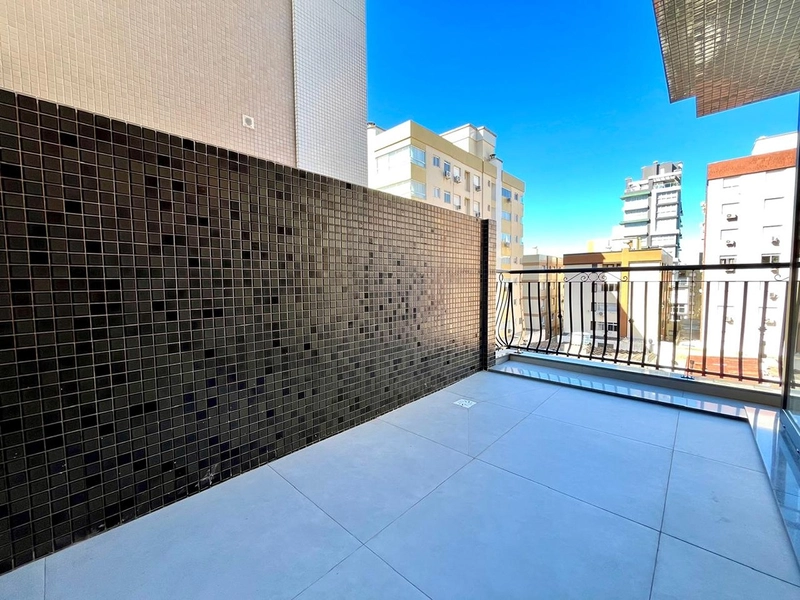 APARTAMENTO AO LADO DA PRAÇA FLAVIO BOIANOVSKI, DUAS QUADRAS DO MAR!: 18ª foto da galeria de imagens do imóvel