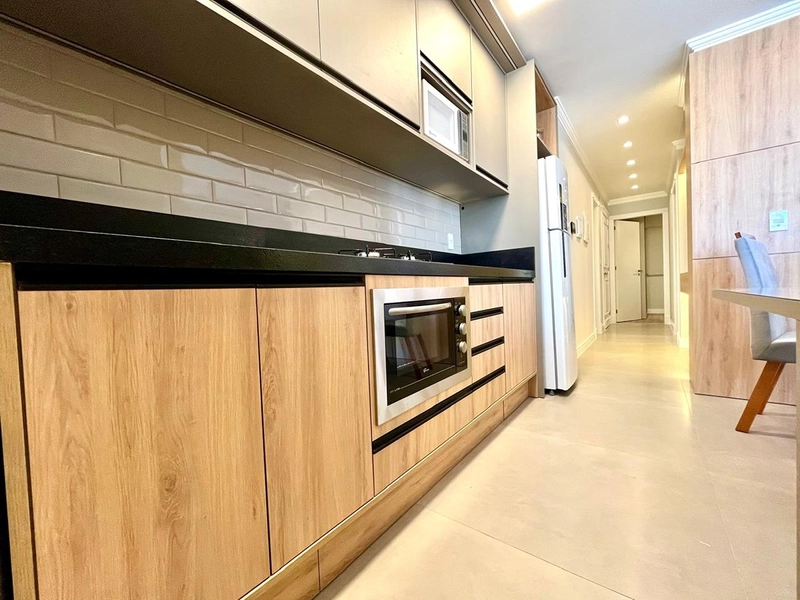 APARTAMENTO AO LADO DA PRAÇA FLAVIO BOIANOVSKI, DUAS QUADRAS DO MAR!: 21ª foto da galeria de imagens do imóvel