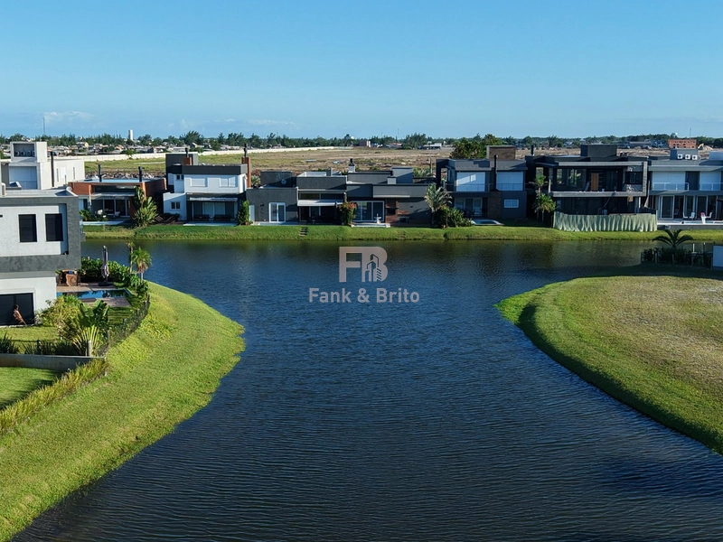 Excelente casa térrea à venda no Condomínio Riviera em Xangri-lá.: 26ª foto da galeria de imagens do imóvel