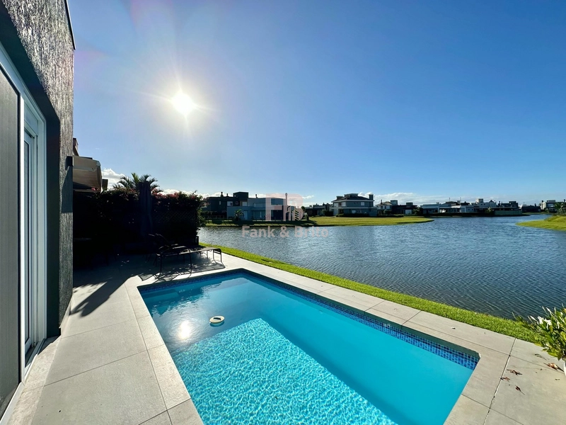 Excelente casa térrea à venda no Condomínio Riviera em Xangri-lá.: 12ª foto da galeria de imagens do imóvel