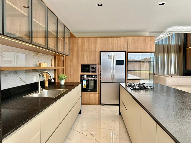 VENDO SOBRADO BEIRA LAGO EM CONDOMINIO FECHADO: 20ª foto da galeria de imagens do imóvel