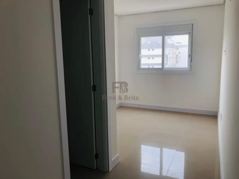 APARTAMENTO 4SUÍTES A VENDA EM CAPÃO DA CANOA: 3ª foto da galeria de imagens do imóvel