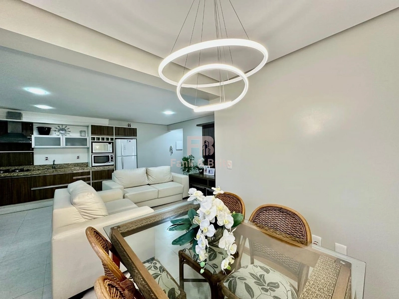 NO CENTRO, JUNTO A PRAÇA DO MINI GOLF.: 7ª foto da galeria de imagens do imóvel