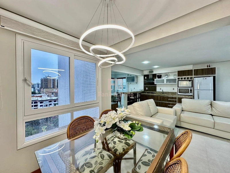 NO CENTRO, JUNTO A PRAÇA DO MINI GOLF.: 8ª foto da galeria de imagens do imóvel