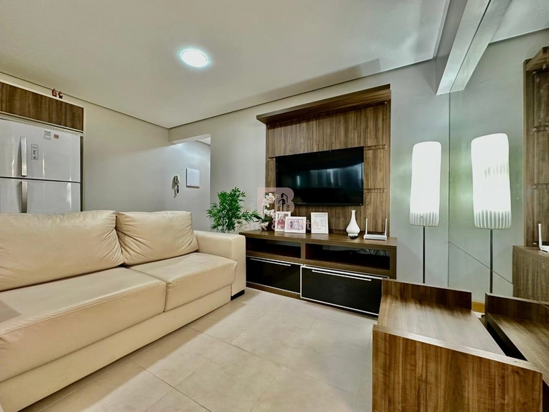 NO CENTRO, JUNTO A PRAÇA DO MINI GOLF.: 3ª foto da galeria de imagens do imóvel