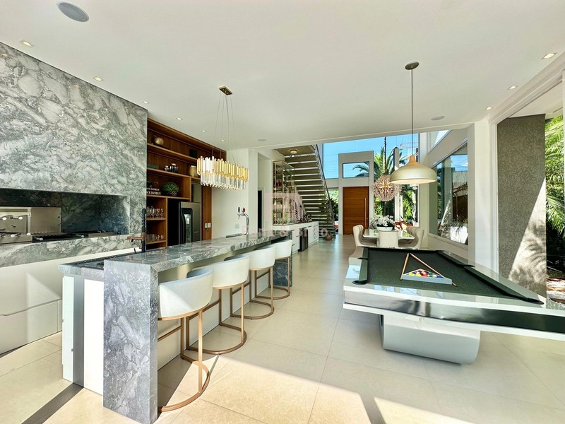 CASA CINCO SUÍTES NO VELAS DA MARINA: 9ª foto da galeria de imagens do imóvel