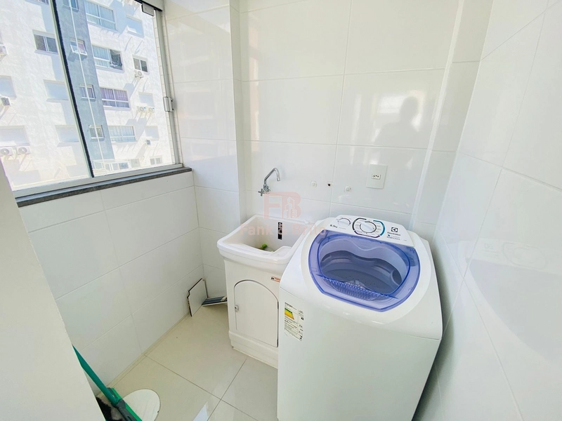 APARTAMENTO DE DOIS DORMITÓRIOS PRÓXIMO AO MAR.: 12ª foto da galeria de imagens do imóvel