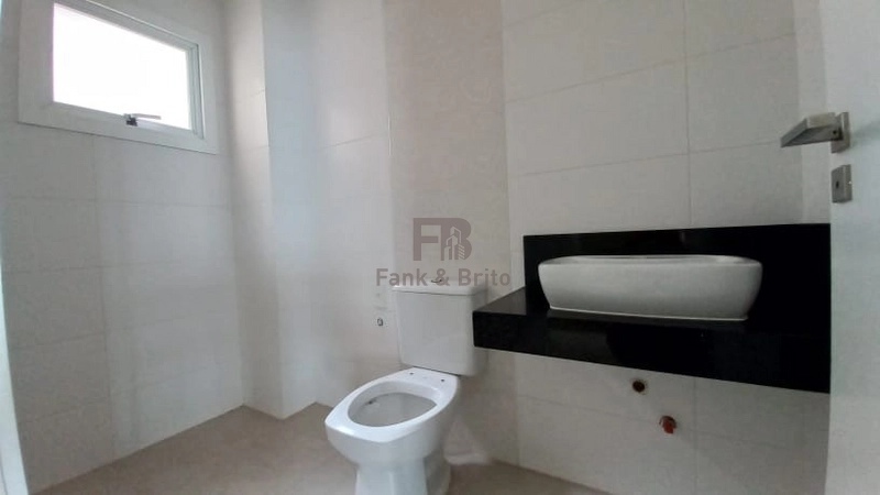 APARTAMENTO DE TRES DORMITÓRIOS COM VISTA MAR: 16ª foto da galeria de imagens do imóvel