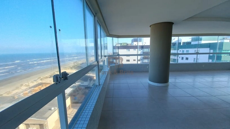 APARTAMENTO DE TRES DORMITÓRIOS COM VISTA MAR: 2ª foto da galeria de imagens do imóvel