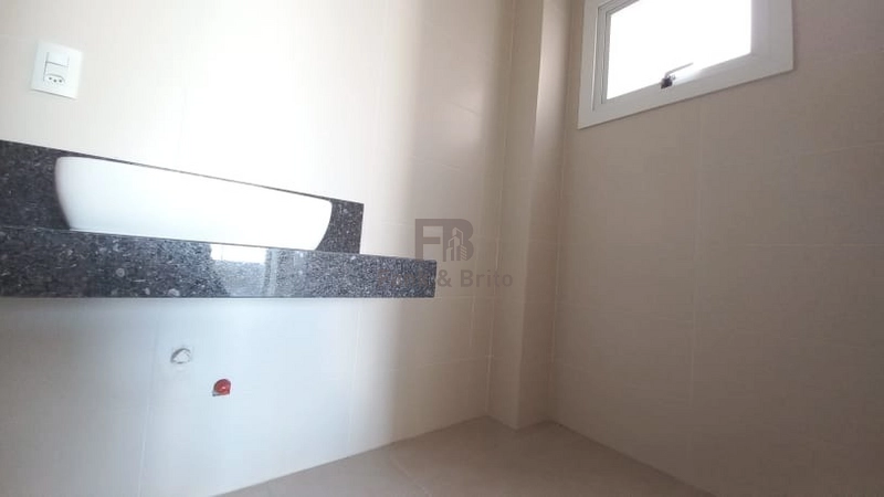 APARTAMENTO DE TRES DORMITÓRIOS COM VISTA MAR: 18ª foto da galeria de imagens do imóvel