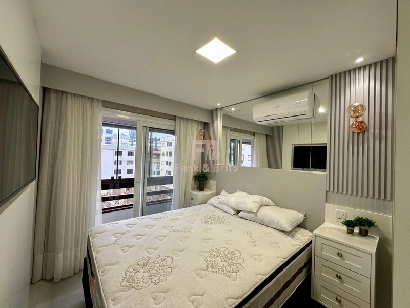 MOBILIADO E DECORADO COM SACADA DE FRENTE.: 13ª foto da galeria de imagens do imóvel