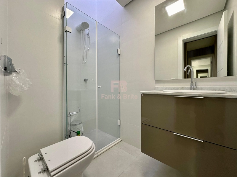 MOBILIADO E DECORADO COM SACADA DE FRENTE.: 15ª foto da galeria de imagens do imóvel