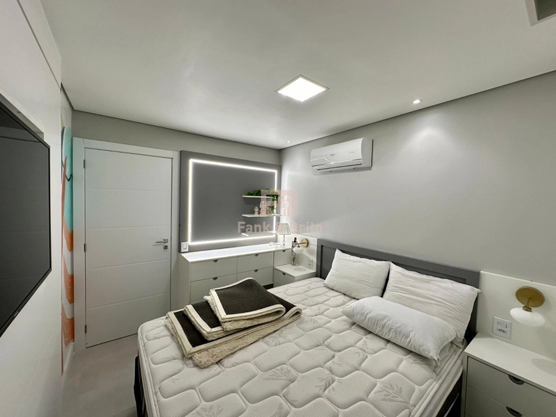 MOBILIADO E DECORADO COM SACADA DE FRENTE.: 19ª foto da galeria de imagens do imóvel