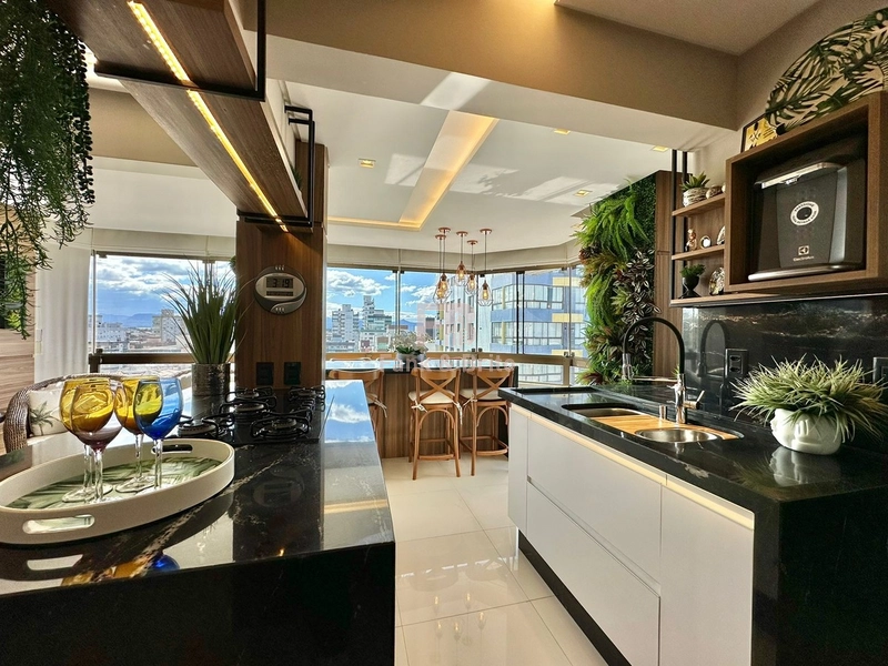 VENDO APARTAMENTO COM INFRA E VISTA PADA O MAR, JUNTO A PRAÇA DO FAROL: 13ª foto da galeria de imagens do imóvel