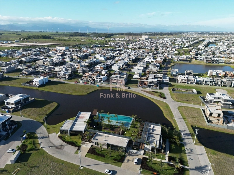 CASA A VENDA EM CONDOMINIO FECHADO NO LITORAL NORTE GAUCHO: 7ª foto da galeria de imagens do imóvel