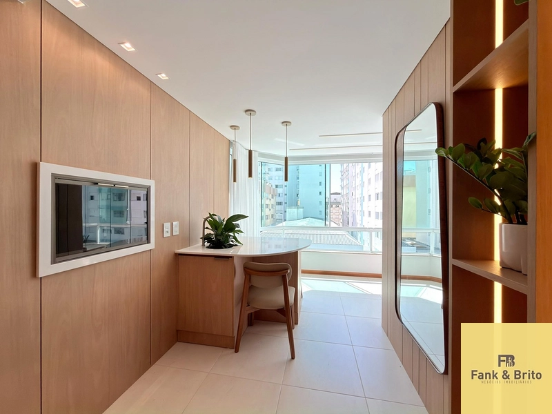 APARTAMENTO FINAMENTE MOBILIADO, DECORADO, PRÓXIMO A PRAÇA LUIZ BASSANI: 10ª foto da galeria de imagens do imóvel