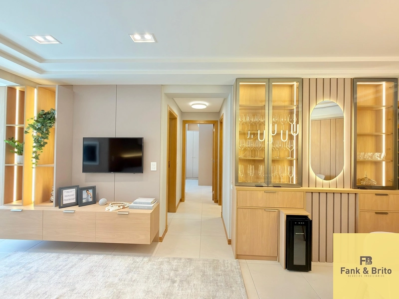 APARTAMENTO FINAMENTE MOBILIADO, DECORADO, PRÓXIMO A PRAÇA LUIZ BASSANI: 8ª foto da galeria de imagens do imóvel