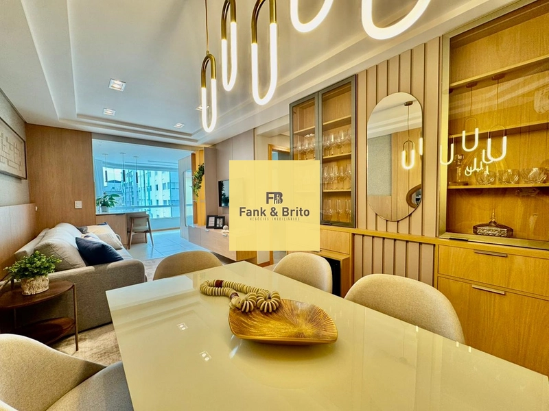 APARTAMENTO FINAMENTE MOBILIADO, DECORADO, PRÓXIMO A PRAÇA LUIZ BASSANI: 1ª foto da galeria de imagens do imóvel