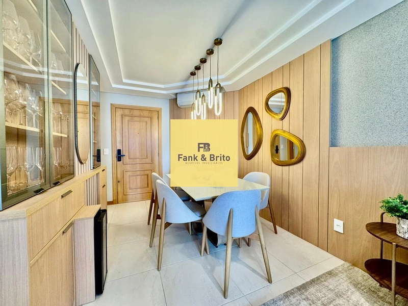 APARTAMENTO FINAMENTE MOBILIADO, DECORADO, PRÓXIMO A PRAÇA LUIZ BASSANI: 10ª foto da galeria de imagens do imóvel