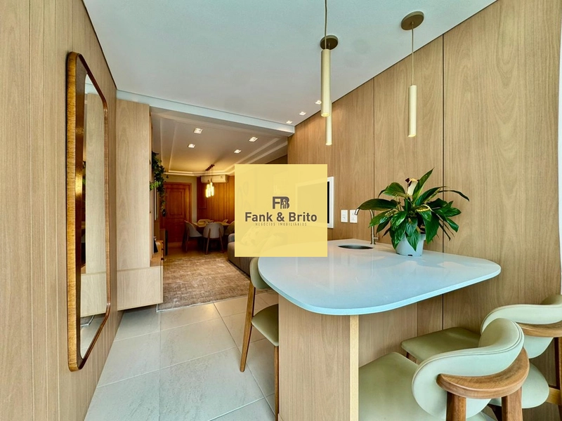 APARTAMENTO FINAMENTE MOBILIADO, DECORADO, PRÓXIMO A PRAÇA LUIZ BASSANI: 11ª foto da galeria de imagens do imóvel