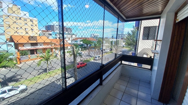 APARTAMENTO A VENDA MUITO BEM LOCALIZADO NO CENTRO DE CAPÃO DA CANOA: 3ª foto da galeria de imagens do imóvel