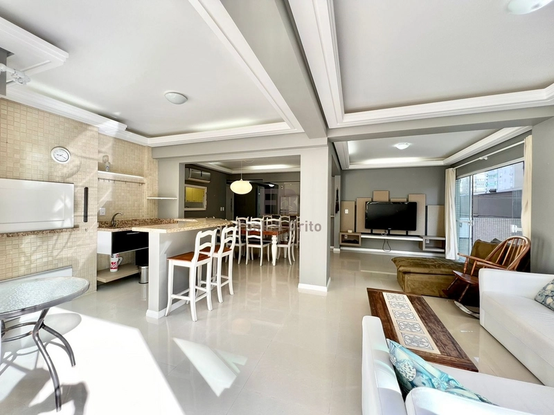 VENDE EXCELENTE APARTAMENTO COM TERRAÇO UMA QUADRA DO MAR: 26ª foto da galeria de imagens do imóvel