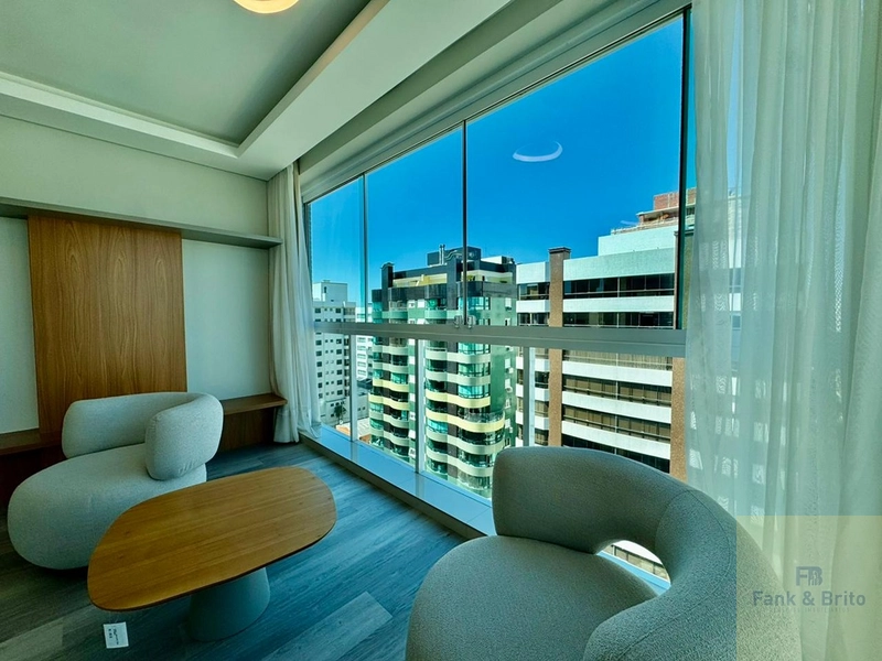 Na Avenida Ubirajara, Mobiliado e Decorado.: 5ª foto da galeria de imagens do imóvel