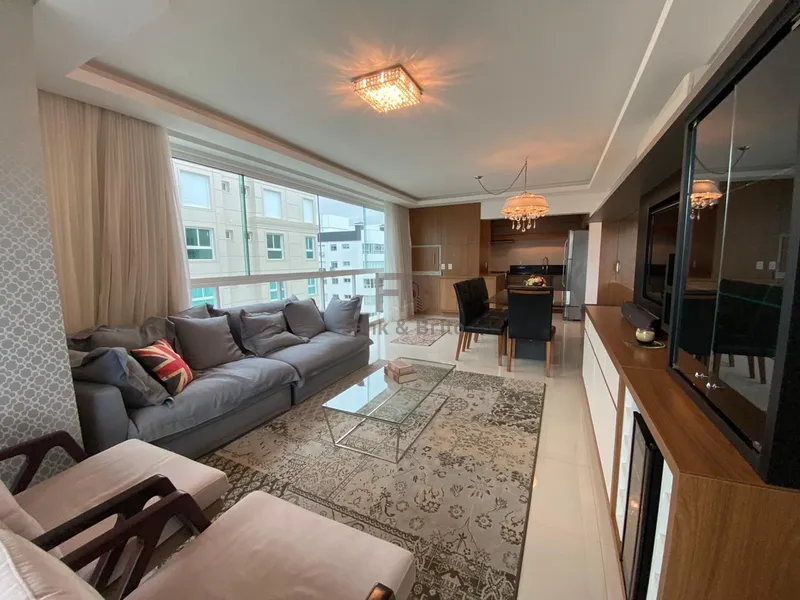 Na Avenida Ubirajara, Mobiliado e Decorado.: 1ª foto da galeria de imagens do imóvel