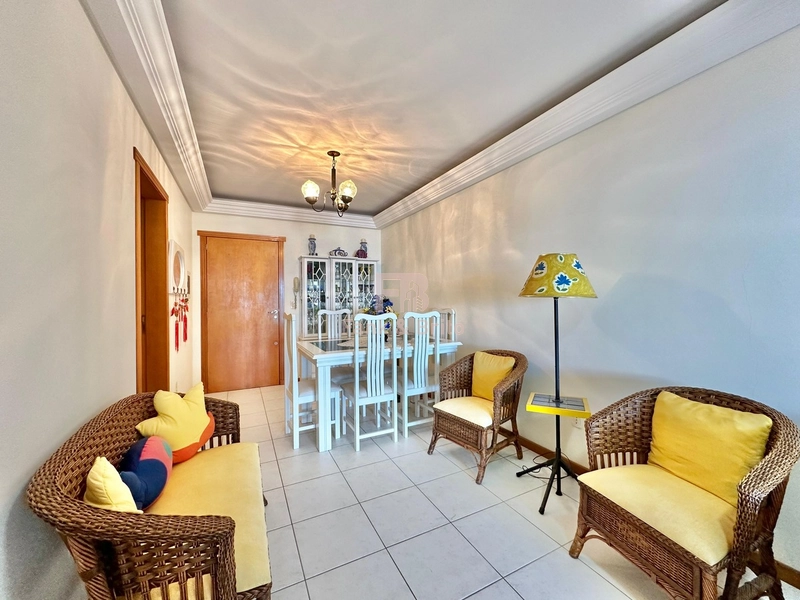 UMA QUADRA DO MAR, JUNTO A PRAÇA ARBORIZADA E CENTRO!: 7ª foto da galeria de imagens do imóvel