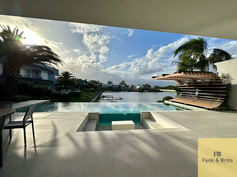 SOBRADO A VENDA NO CONDOMINIO VELAS DA MARINA EM CAPÃO DA CANOA: 4ª foto da galeria de imagens do imóvel