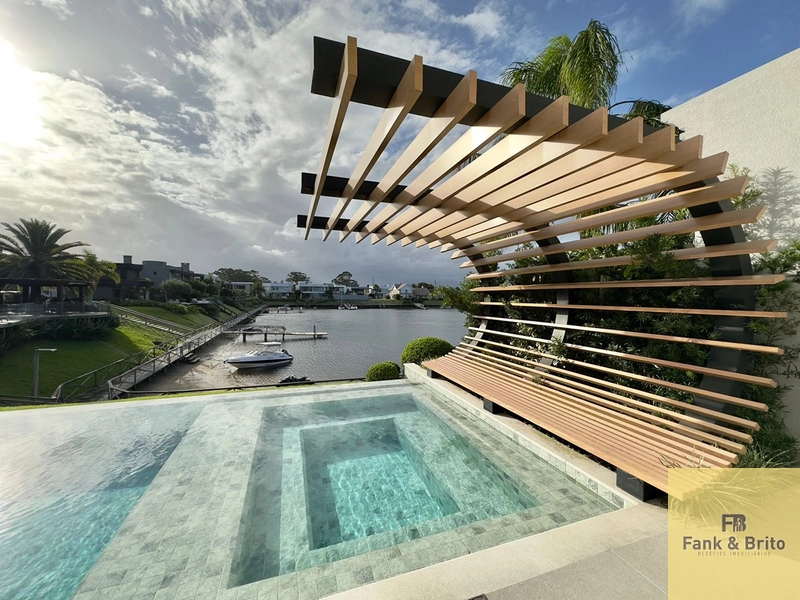 SOBRADO A VENDA NO CONDOMINIO VELAS DA MARINA EM CAPÃO DA CANOA: 10ª foto da galeria de imagens do imóvel