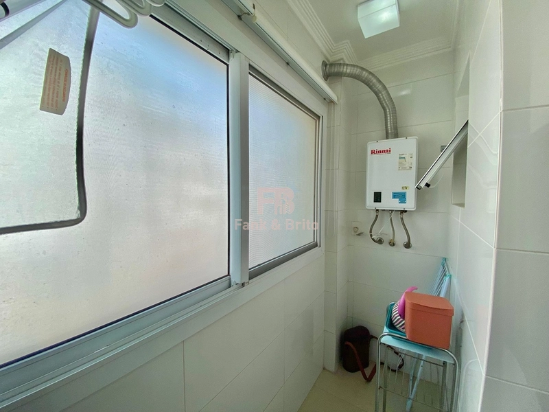 Gigante apartamento, último andar, bairro nobre, próximo da praia.: 15ª foto da galeria de imagens do imóvel