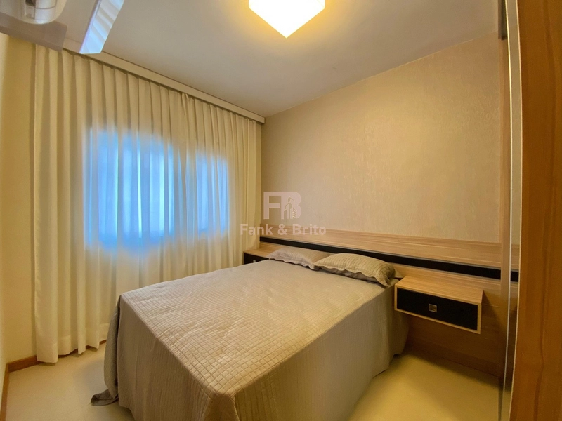 Gigante apartamento, último andar, bairro nobre, próximo da praia.: 17ª foto da galeria de imagens do imóvel