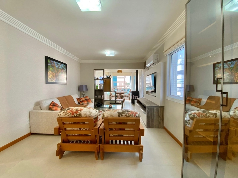 Gigante apartamento, último andar, bairro nobre, próximo da praia.: 6ª foto da galeria de imagens do imóvel