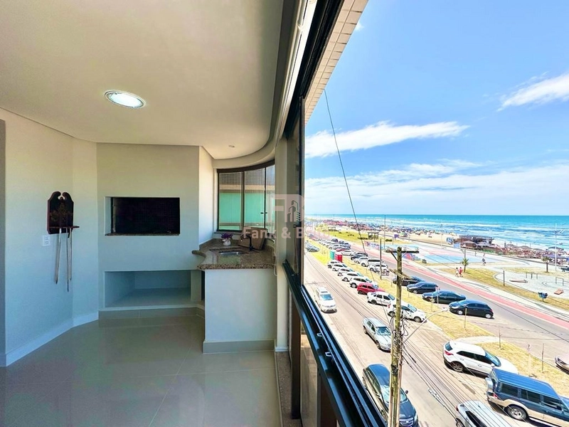 APARTAMENTO A VENDA NA BEIRA MAR DE CAPÃO DA CANOA: 1ª foto da galeria de imagens do imóvel