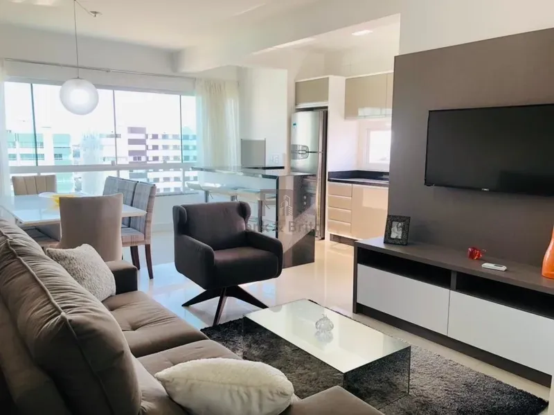 APARTAMENTO A VENDA FRENTE A PRAÇA E  A POUCOS PASSOS DO MAR.: 20ª foto da galeria de imagens do imóvel