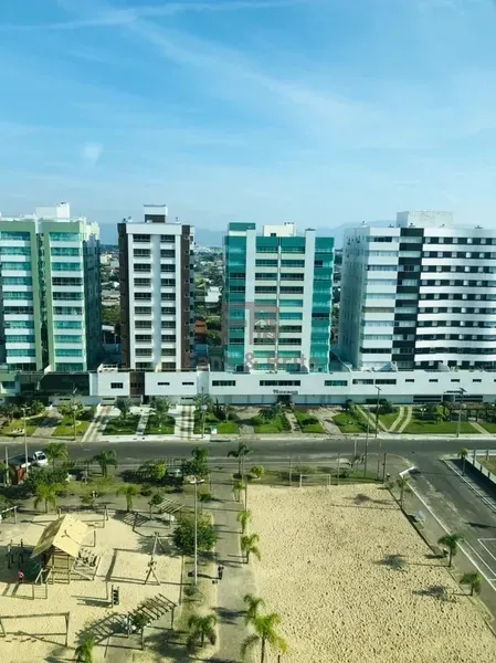 APARTAMENTO A VENDA FRENTE A PRAÇA E  A POUCOS PASSOS DO MAR.: 17ª foto da galeria de imagens do imóvel