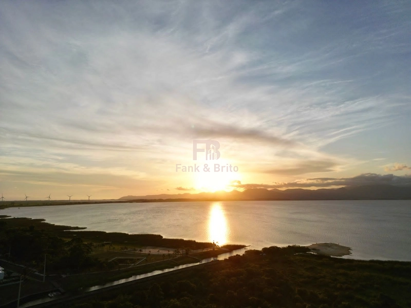 Casa com 5 dormitórios à venda no condomínio Velas da Marina.: 1ª foto da galeria de imagens do imóvel