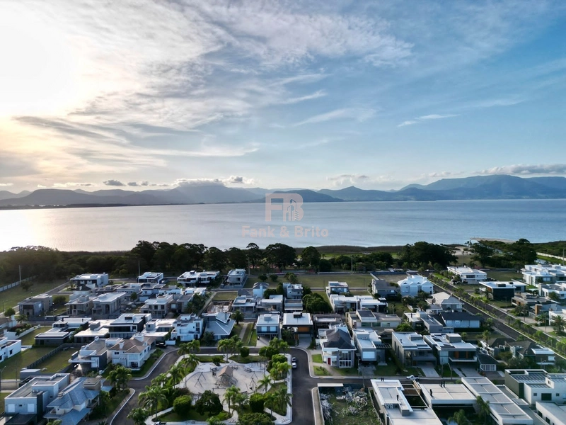 Casa com 5 dormitórios à venda no condomínio Velas da Marina.: 5ª foto da galeria de imagens do imóvel