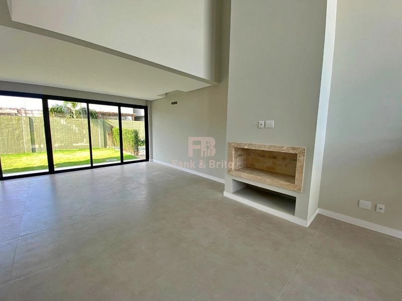 Casa de 4 Suítes com Acessibilidade e Carregamento p/ Carros Elétrico: 4ª foto da galeria de imagens do imóvel