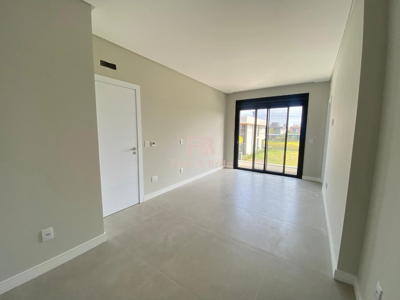 Casa de 4 Suítes com Acessibilidade e Carregamento p/ Carros Elétrico: 7ª foto da galeria de imagens do imóvel