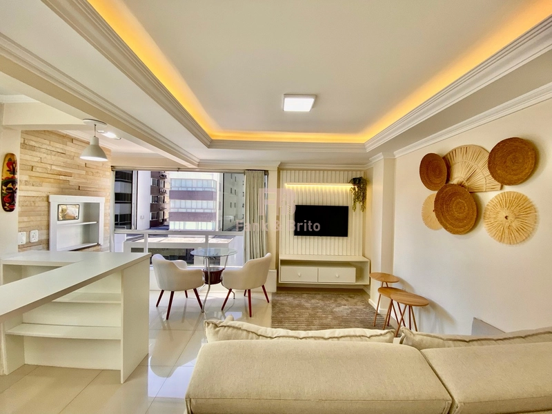 MOBILIADO E DECORADO NO CENTRO.: 2ª foto da galeria de imagens do imóvel