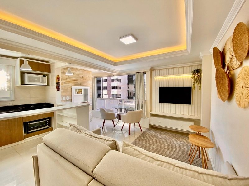 MOBILIADO E DECORADO NO CENTRO.: 3ª foto da galeria de imagens do imóvel