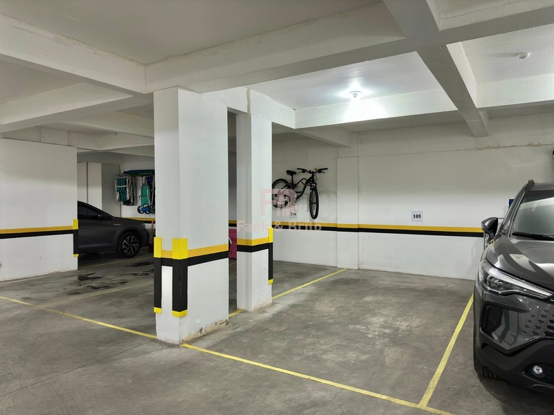 FRENTE PRAÇA.: 23ª foto da galeria de imagens do imóvel