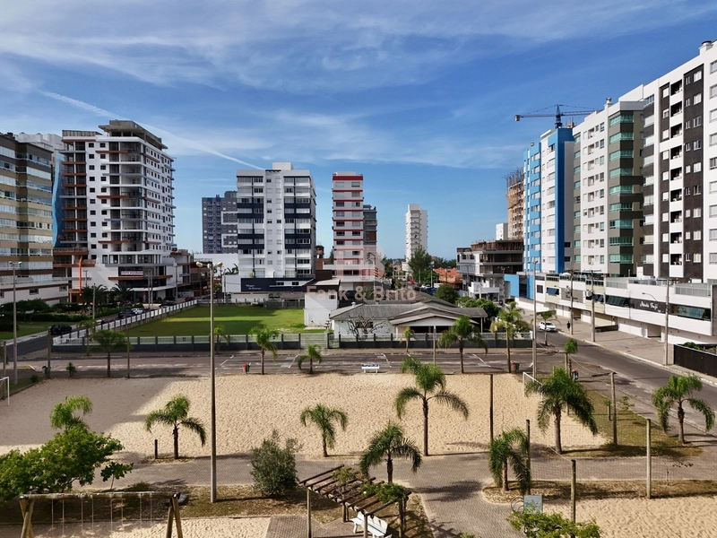 FRENTE PRAÇA.: 18ª foto da galeria de imagens do imóvel