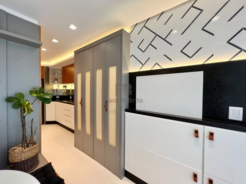 VENDE APARTAMENTO DOIS DORMITÓRIOS UMA QUADRA DO MAR: 9ª foto da galeria de imagens do imóvel