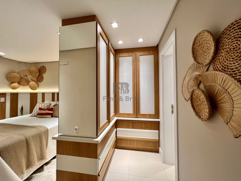 VENDE APARTAMENTO DOIS DORMITÓRIOS UMA QUADRA DO MAR: 17ª foto da galeria de imagens do imóvel