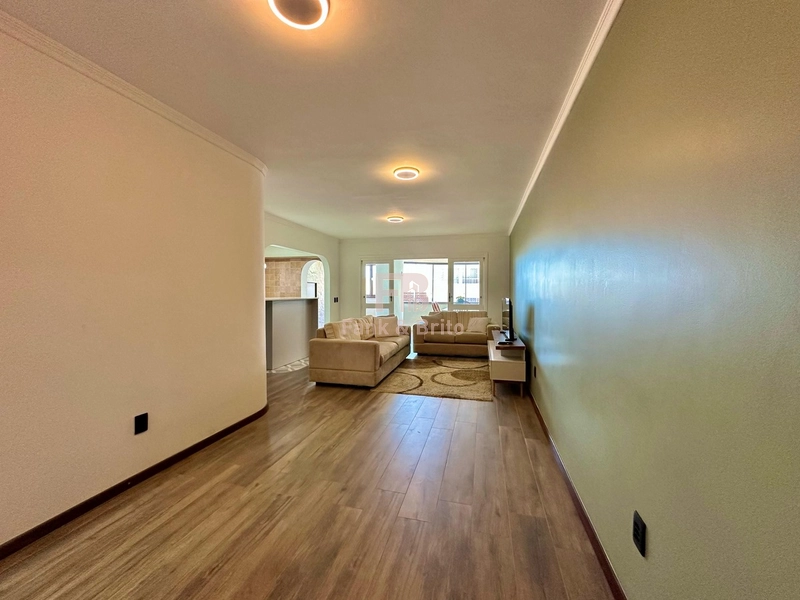 NA ZONA NOBRE DE CAPÃO, PARA VOCÊ VERANEAR COM TRANQUILIDADE!: 4ª foto da galeria de imagens do imóvel